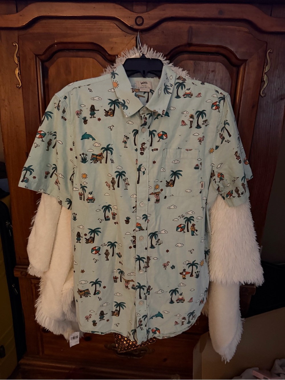 Vans Tropical Button Up Shirt Medium Beach Aloha Palm Tree Dolphin Print - Picture 3 of 3